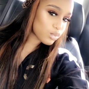 Meet your Posher, Alizah